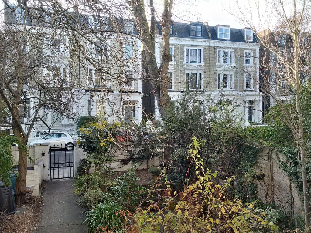 Apartmán Luxury Holland Park, Sleeps 2, Free S'Fast Wifi Londýn Exteriér fotografie